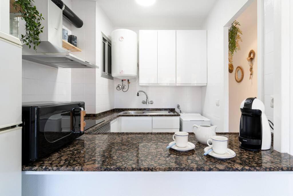 Privilegiado-Tarragona-50Mplaya-Wifi-Pool-Relax8 Exterior foto